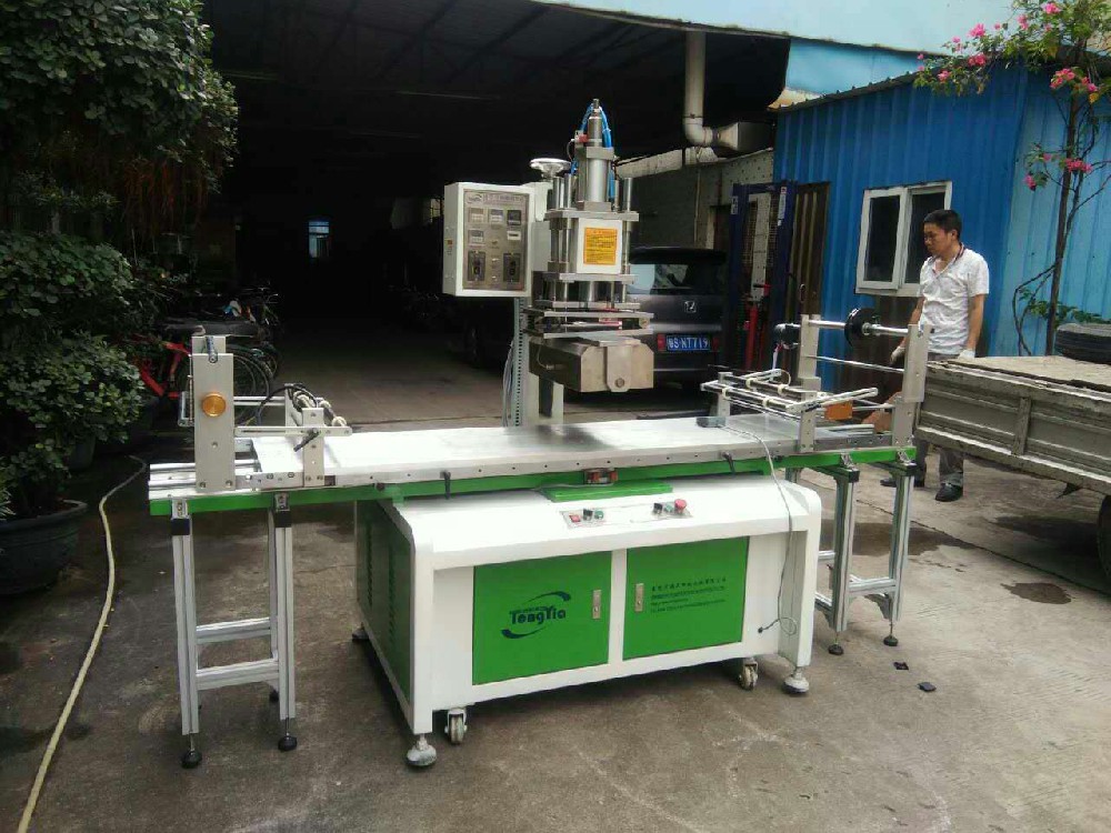 TYH-WS500MYC-9液壓式跑臺(tái)大平面熱轉(zhuǎn)印機(jī)