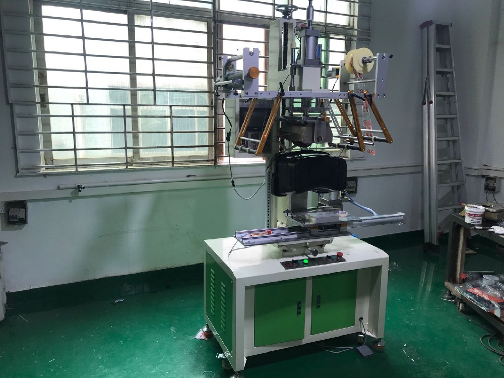 TYH-G250MJC非標(biāo)氣動(dòng)弧面熱轉(zhuǎn)印機(jī)